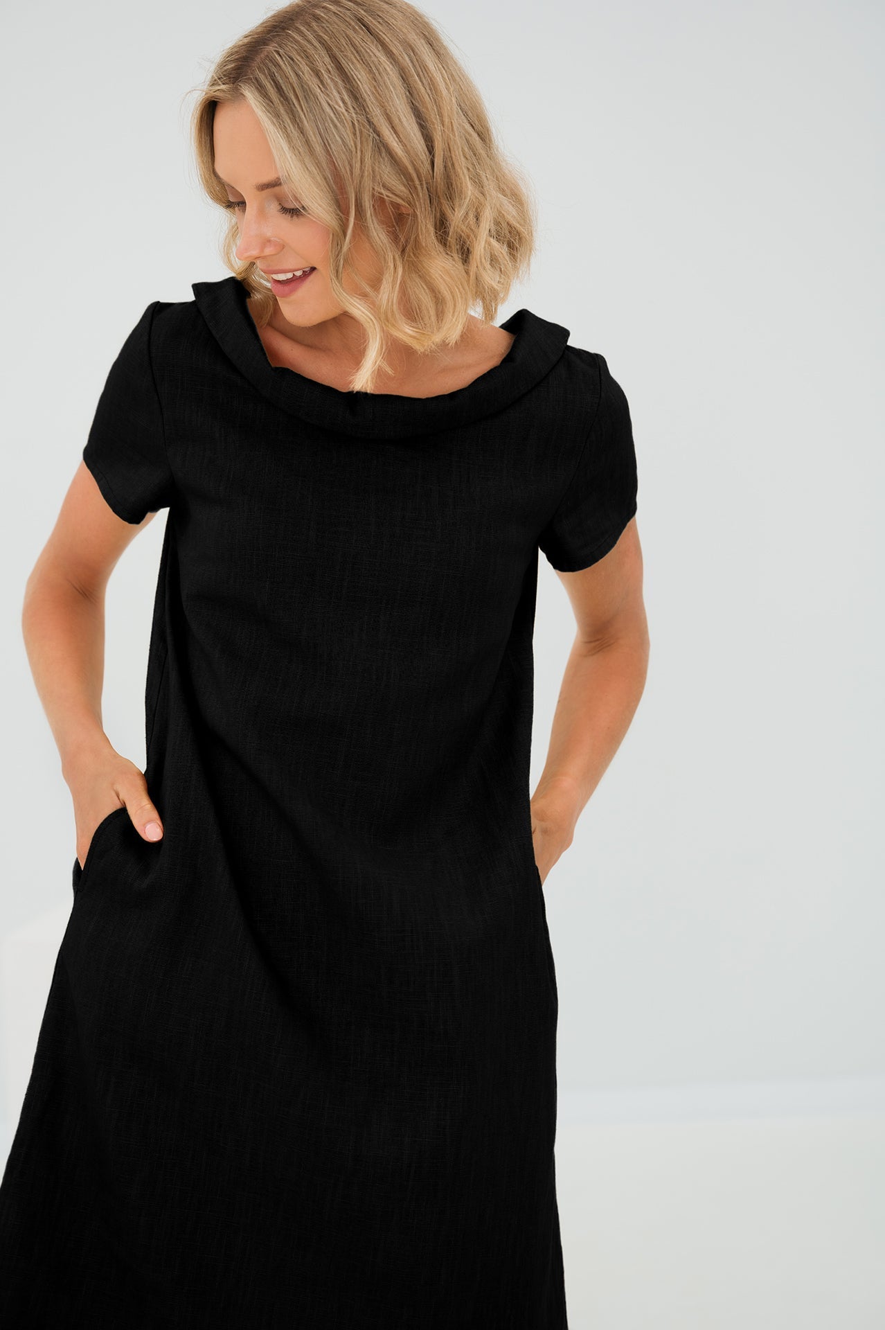 Sunny Comfort Linen Dress