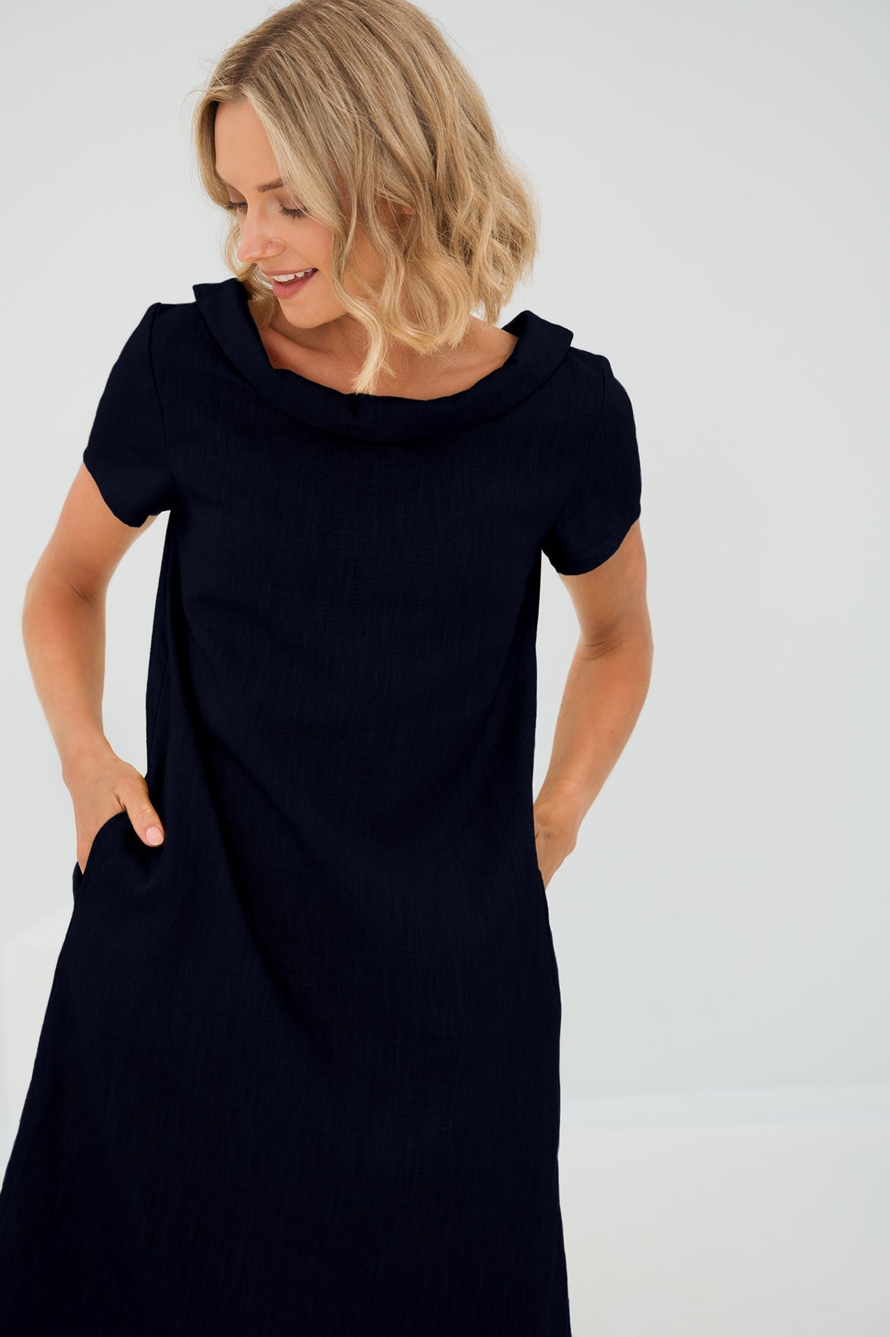 Sunny Comfort Linen Dress