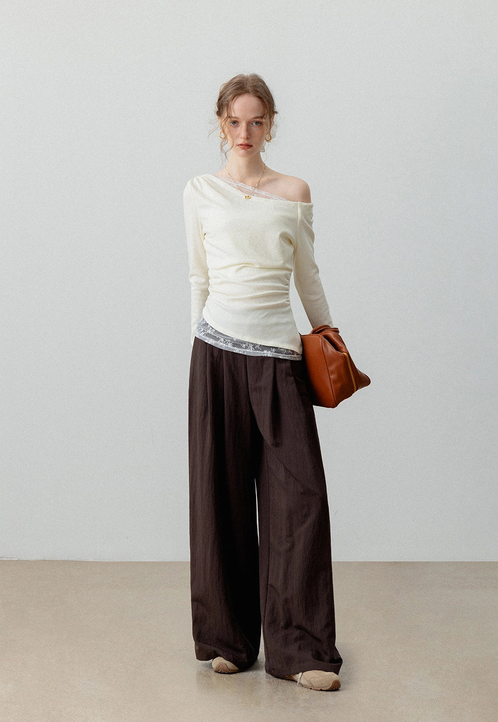 Chic Shoulder Elegance Top