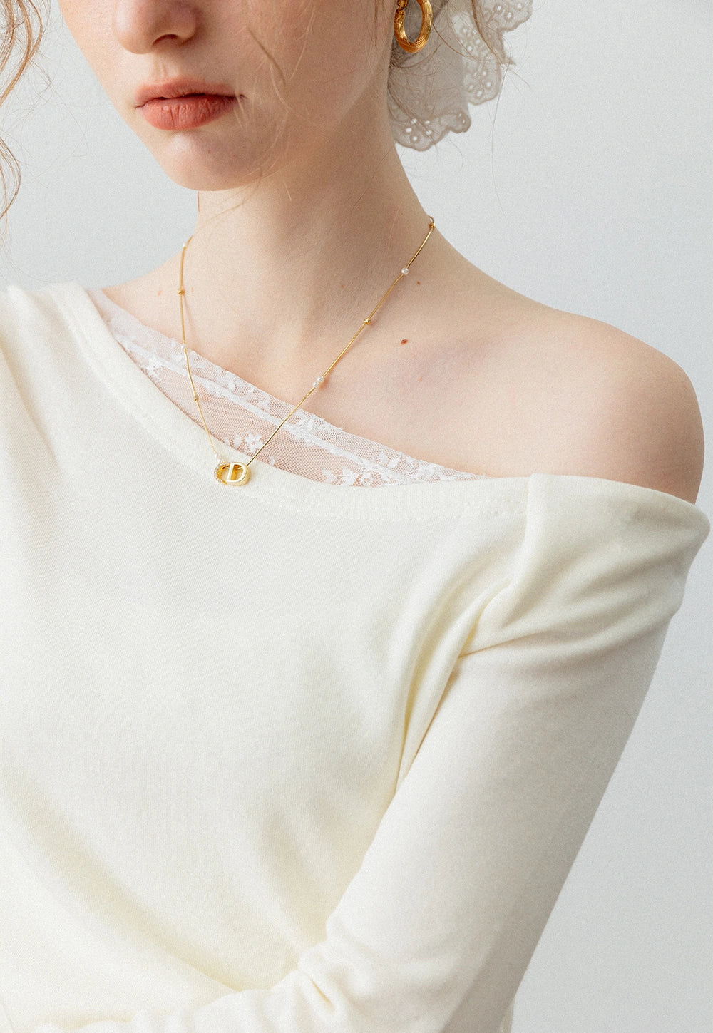 Chic Shoulder Elegance Top