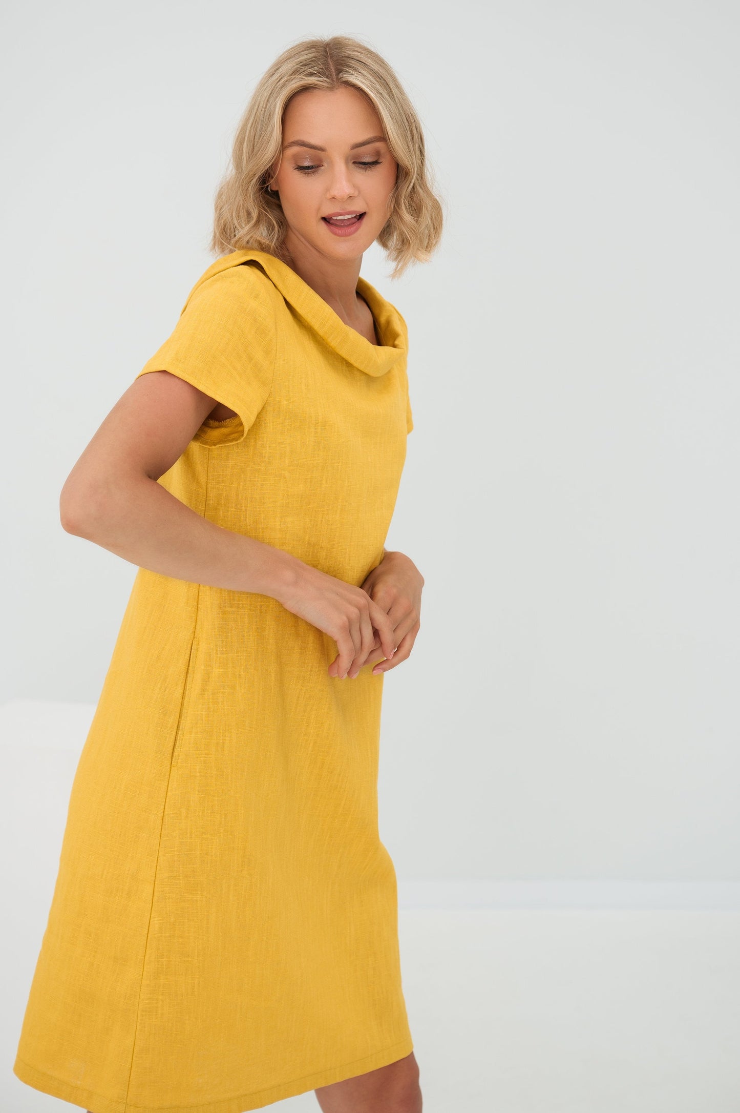 Sunny Comfort Linen Dress